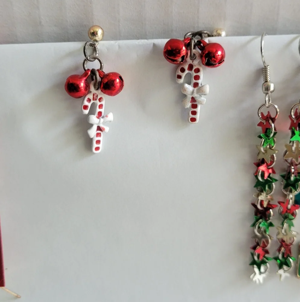 10 pairs of Christmas earrings